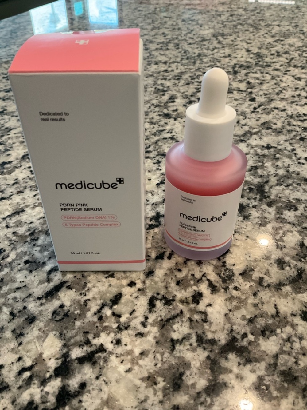 Medicube PDRN Pink Peptide Serum NWT